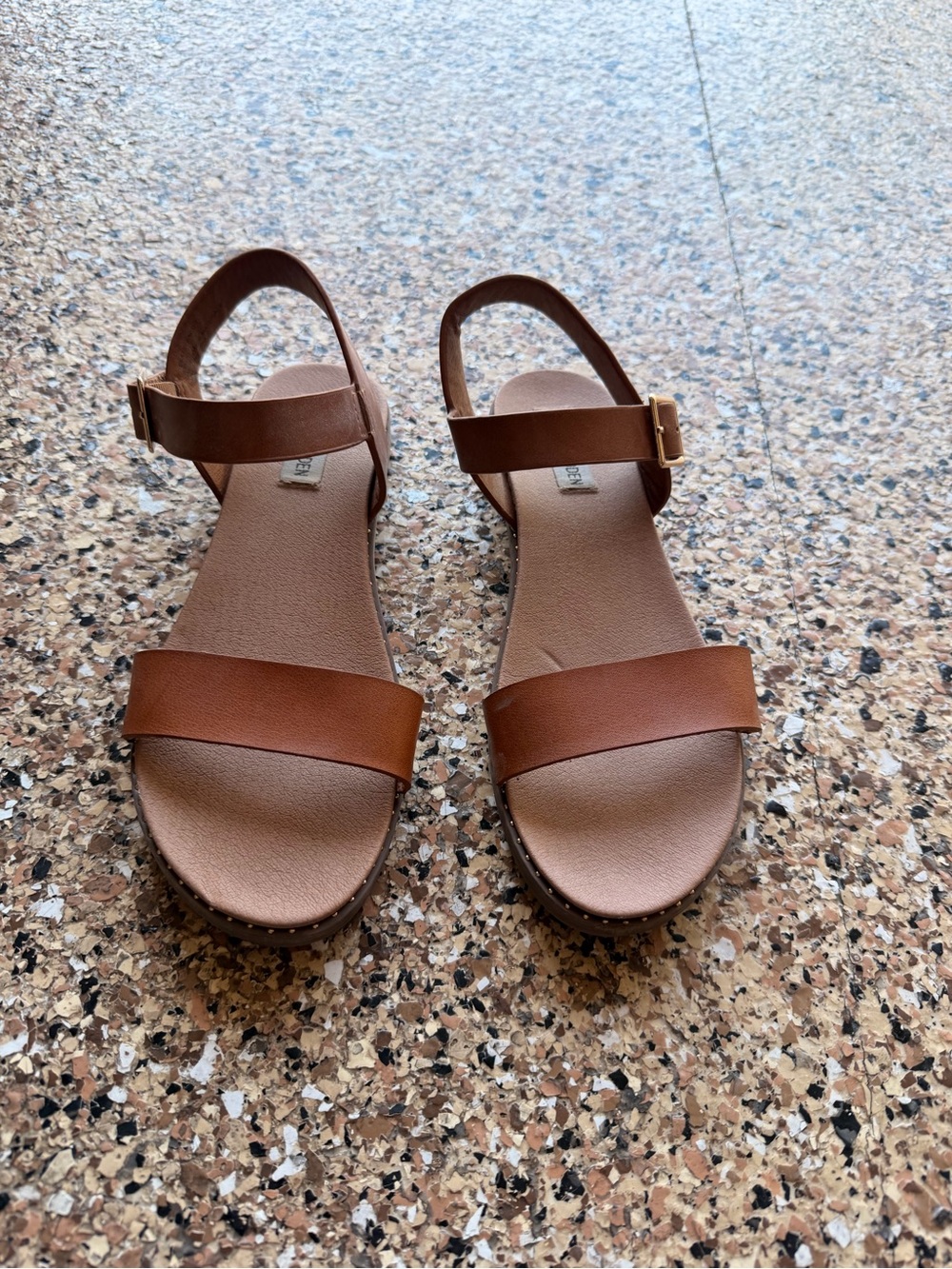 Size 9.5 Steve Madden Tan Brown Leather Slingback Sandals